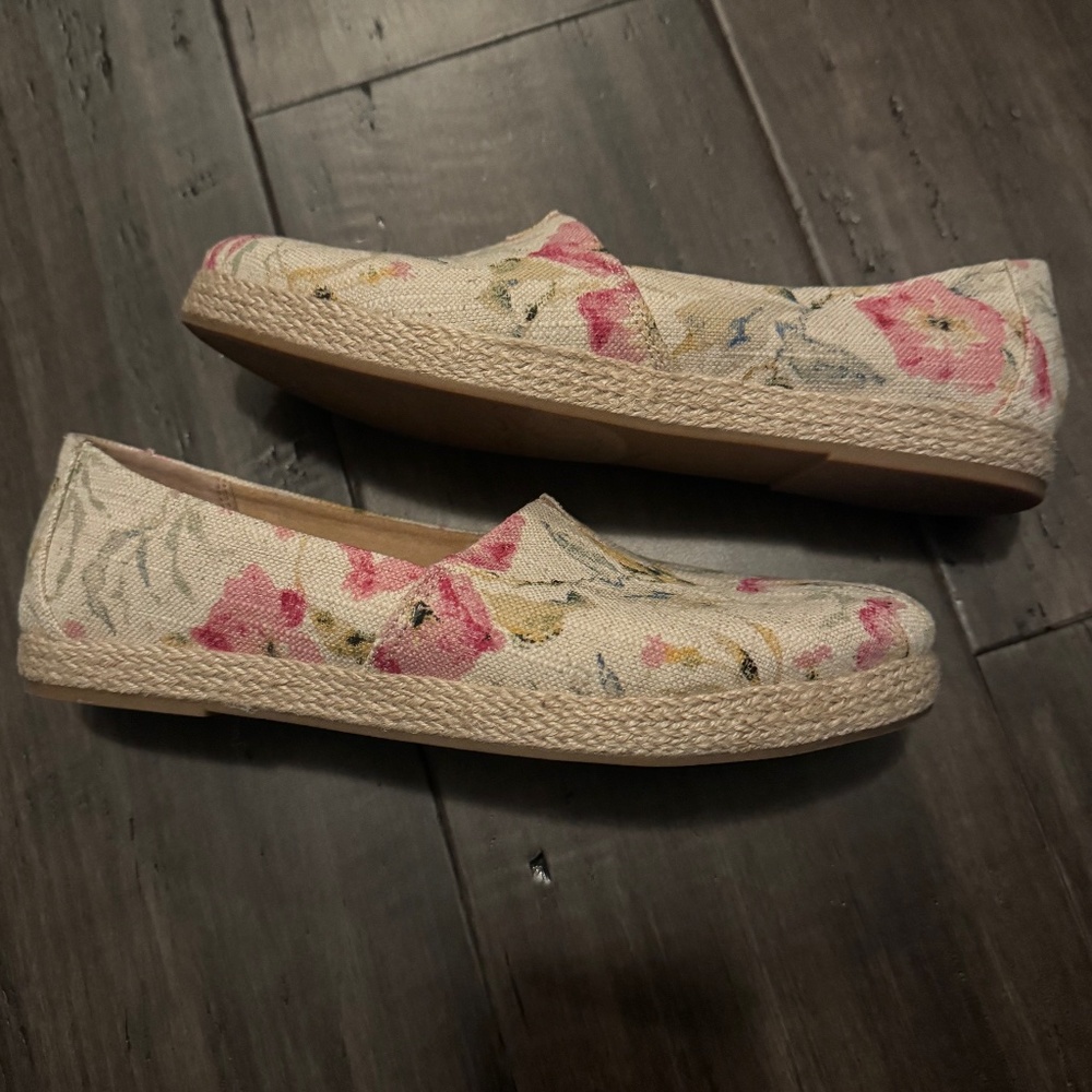 B.O.C. Born Concept Floral Canvas Slip-On Espadrille Flats Women Size 11 - Picture 4 of 8